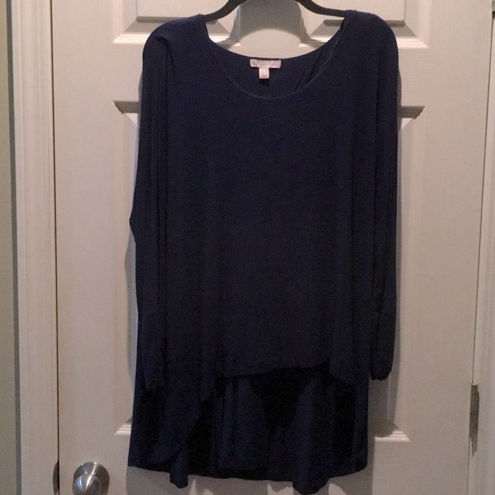 Navy tunic with high-low hem by Dana Bachman size L